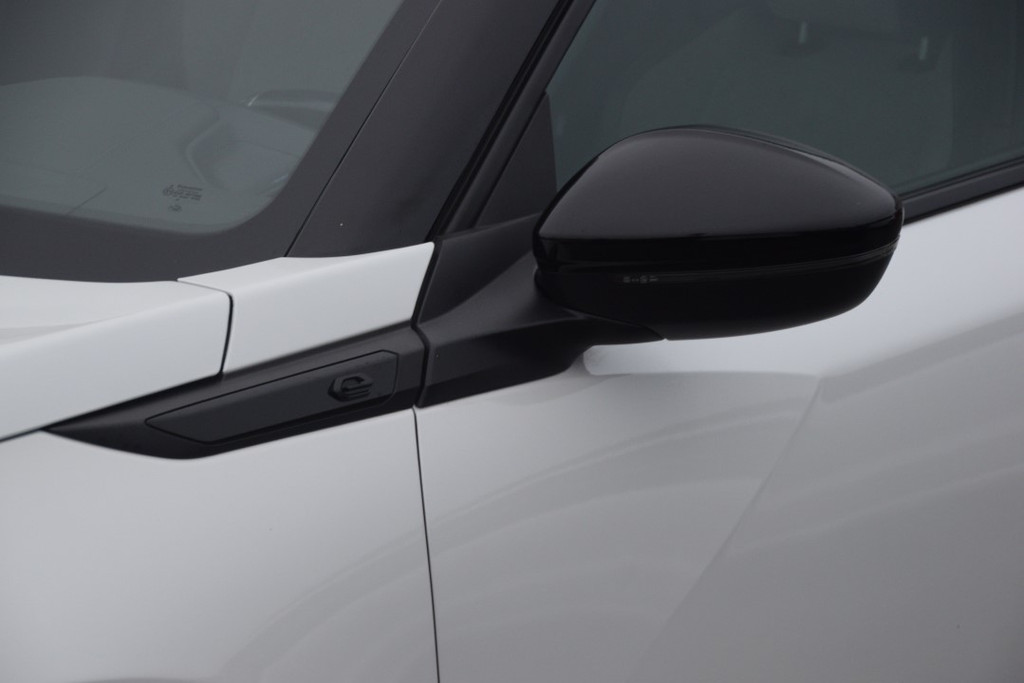 Peugeot e-2008 (K179FZ) met abonnement