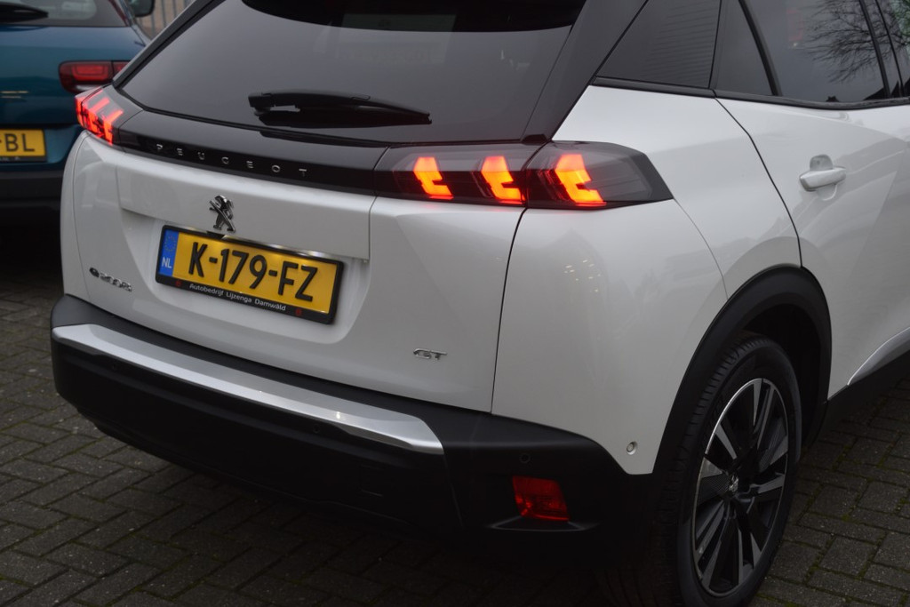 Peugeot e-2008 (K179FZ) met abonnement