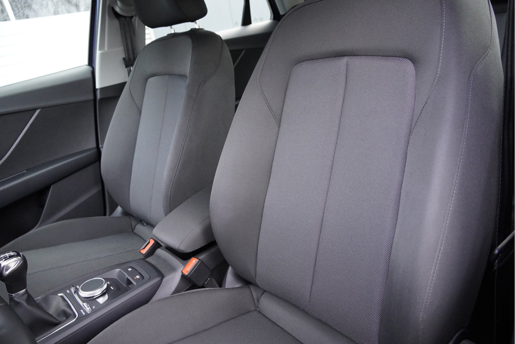 Audi Q2 (L397ZD) met abonnement