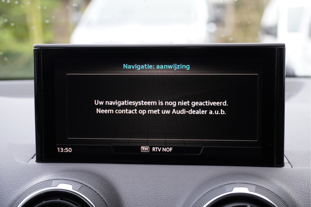 Audi Q2 (L397ZD) met abonnement