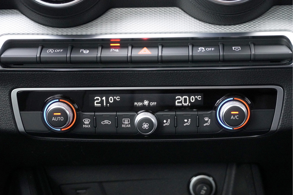 Audi Q2 (L397ZD) met abonnement