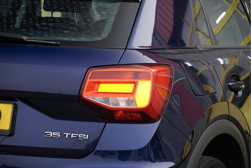 Audi Q2 (L397ZD) met abonnement