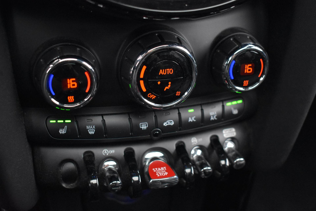 MINI Cooper (P348GN) met abonnement