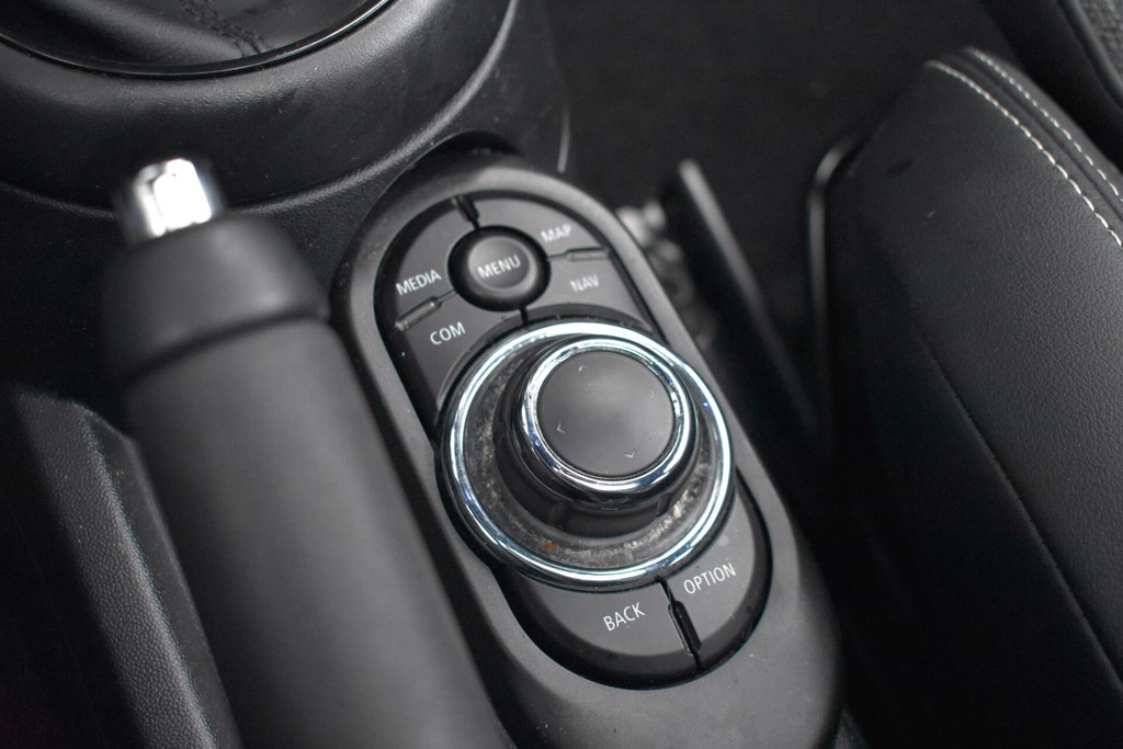 MINI Cooper (P348GN) met abonnement