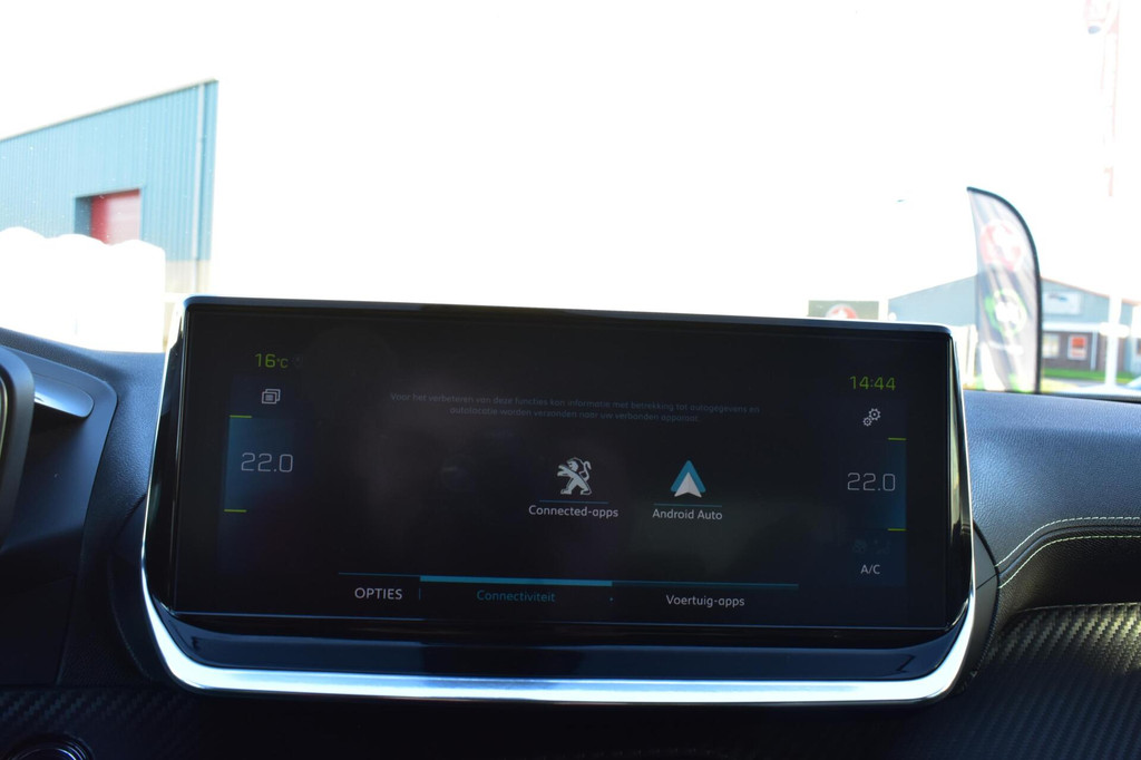 Peugeot e-2008 (J641RZ) met abonnement