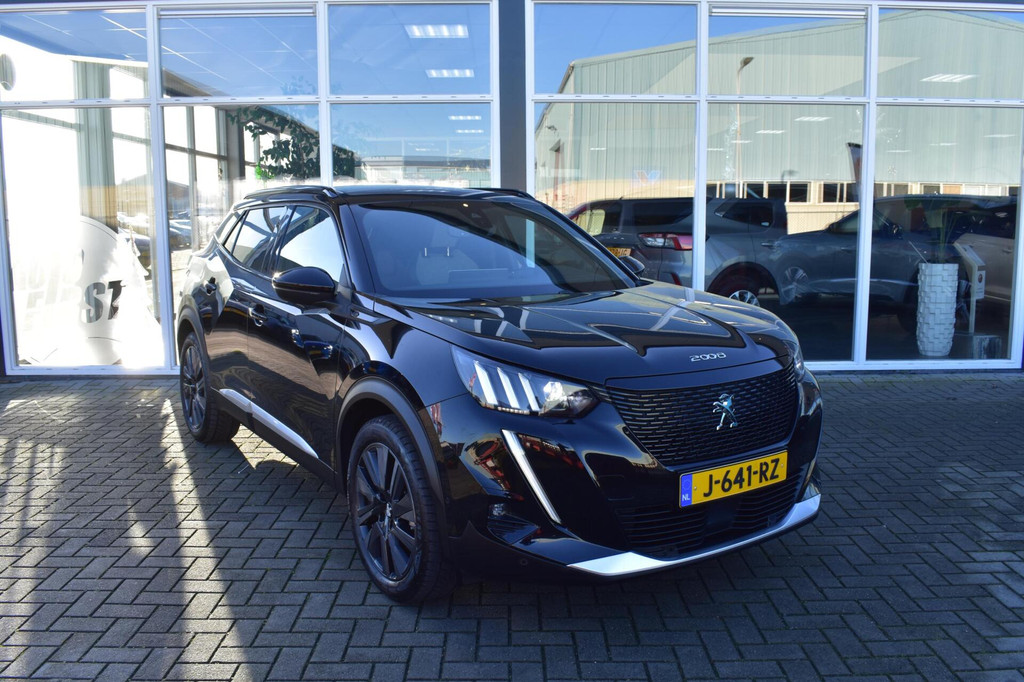 Peugeot e-2008 (J641RZ) met abonnement