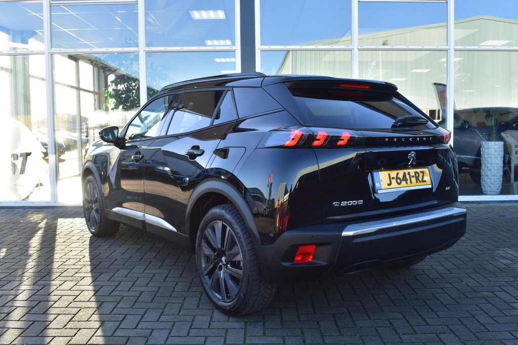 Peugeot e-2008 (J641RZ) met abonnement