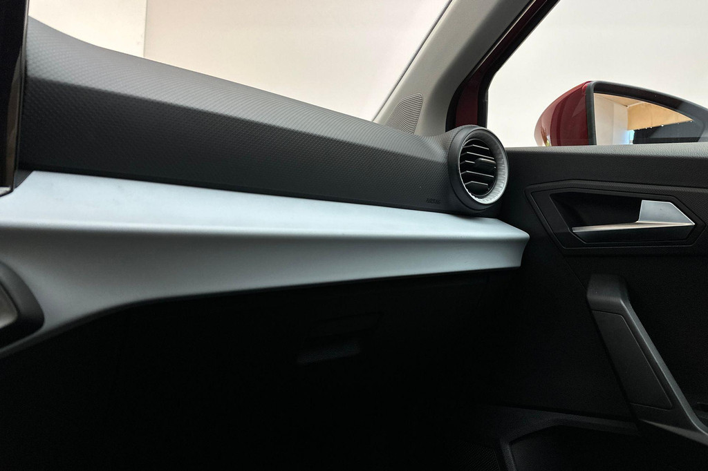 Seat Arona (JPJ82X) met abonnement