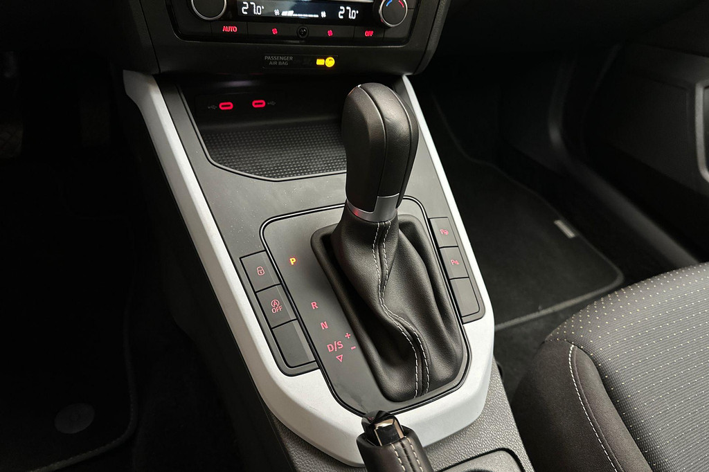 Seat Arona (JPJ82X) met abonnement