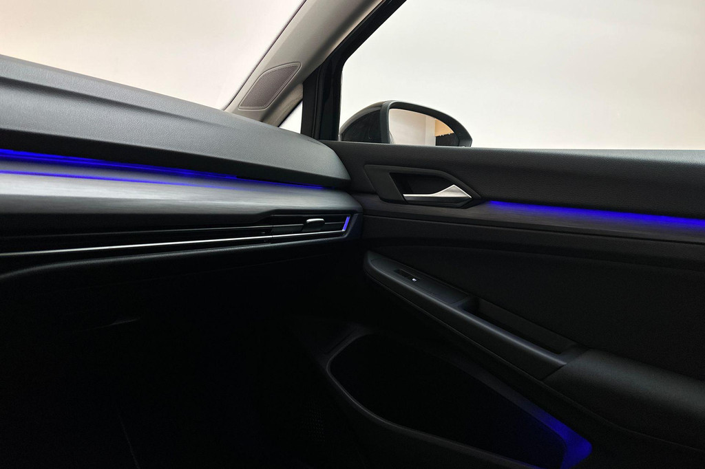 Volkswagen Golf (JPP48R) met abonnement