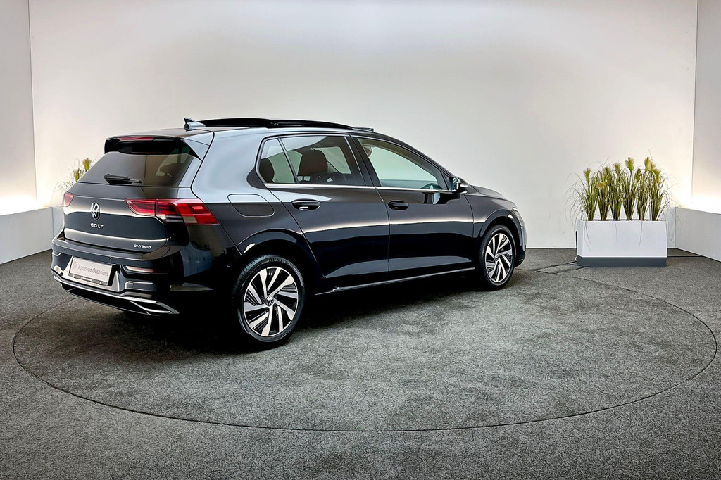 Volkswagen Golf (JPP48R) met abonnement