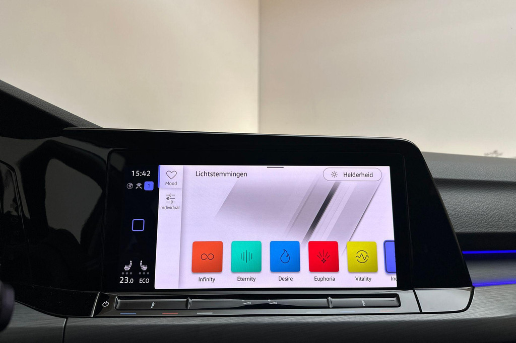 Volkswagen Golf (JPP48R) met abonnement