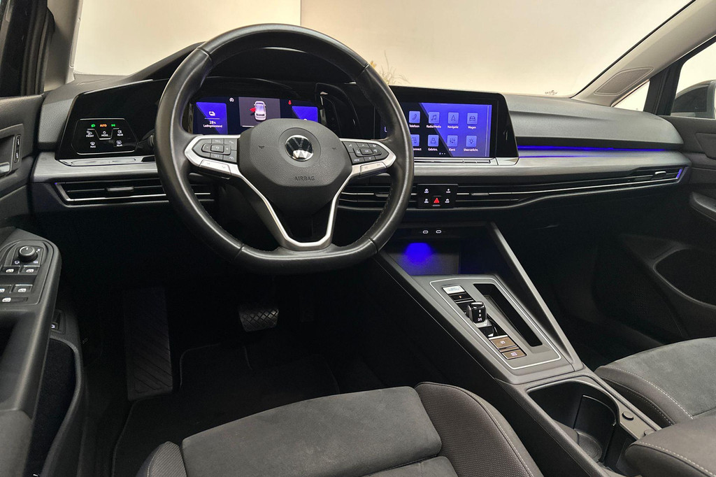 Volkswagen Golf (JPP48R) met abonnement