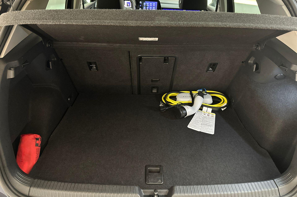 Volkswagen Golf (JPP48R) met abonnement