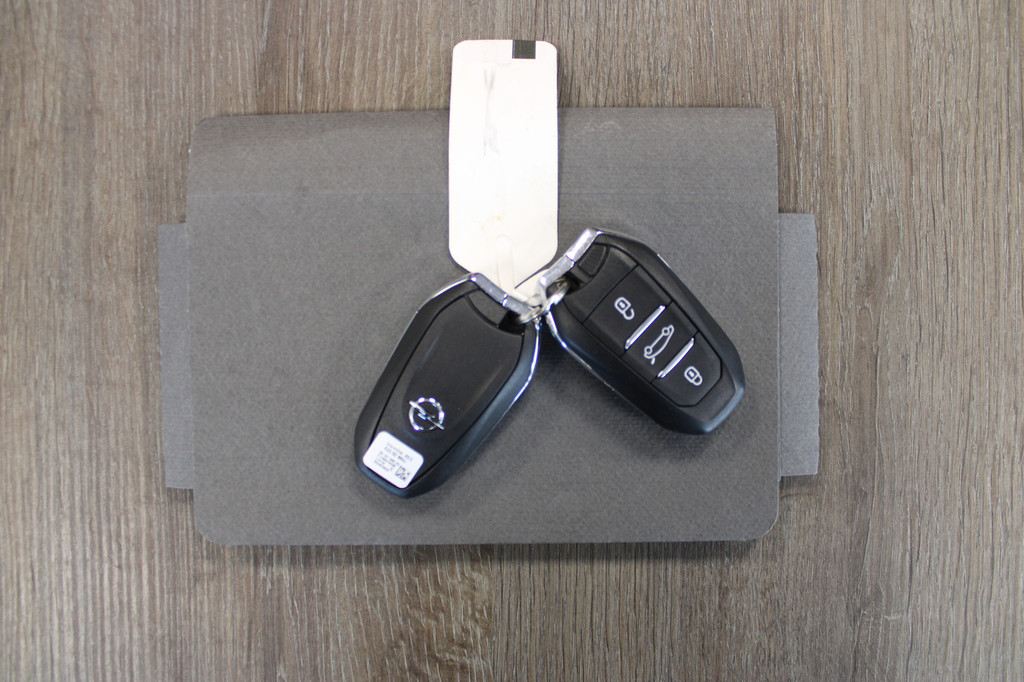 Opel Crossland (X337ZT) met abonnement