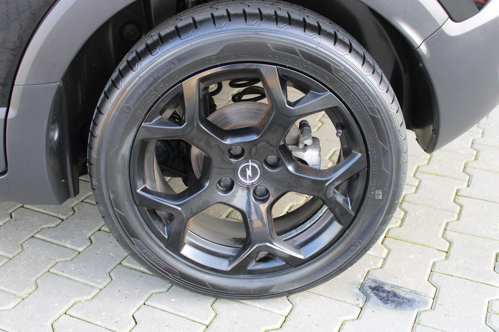 Opel Crossland (X337ZT) met abonnement