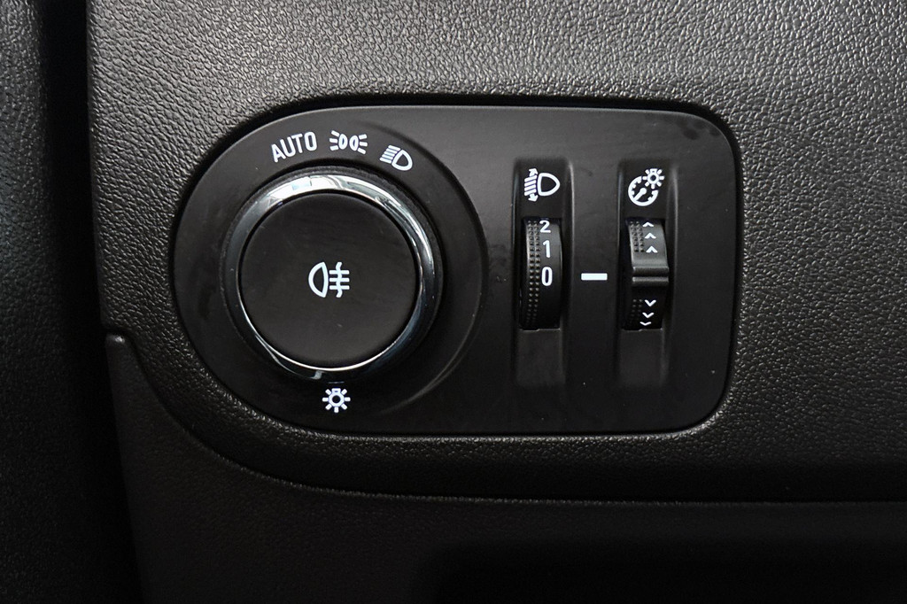 Opel Crossland X (K463DG) met abonnement