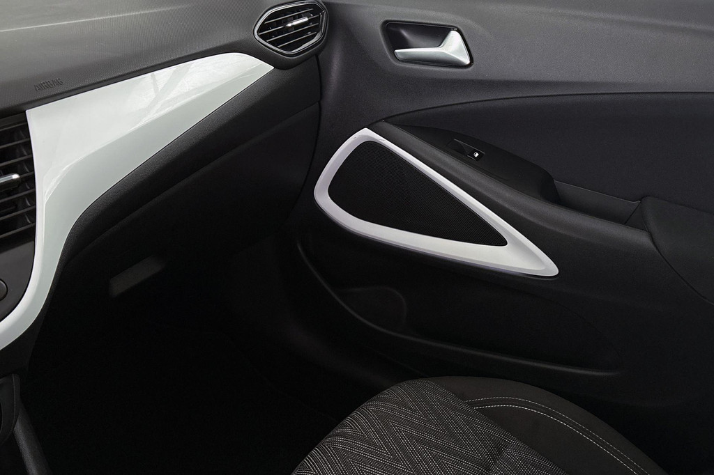 Opel Crossland X (K463DG) met abonnement