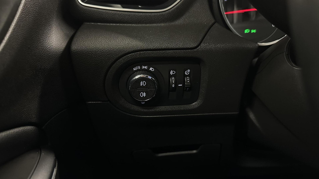 Opel Grandland X (J139RN) met abonnement