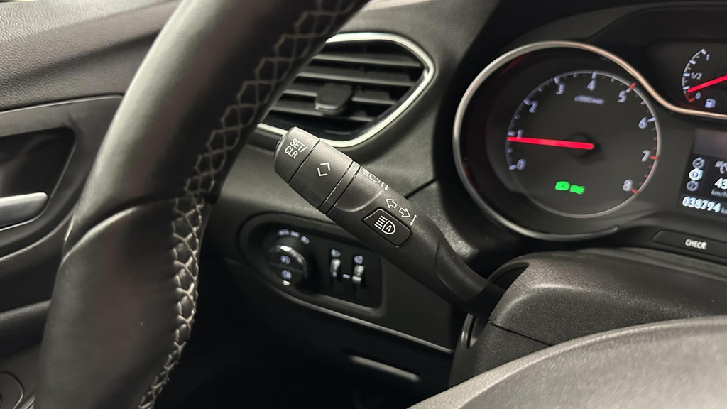 Opel Grandland X (J139RN) met abonnement