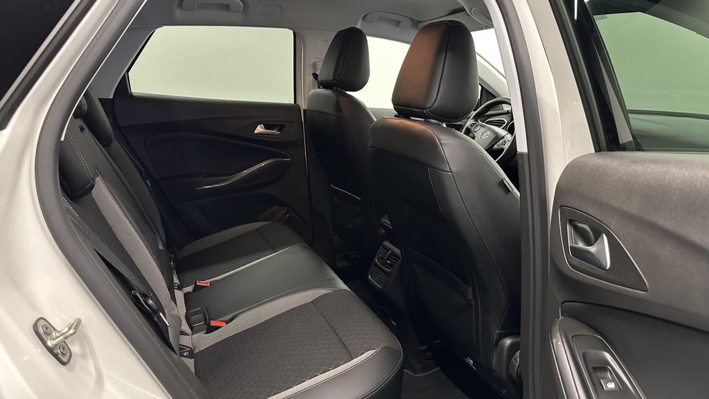 Opel Grandland X (J139RN) met abonnement