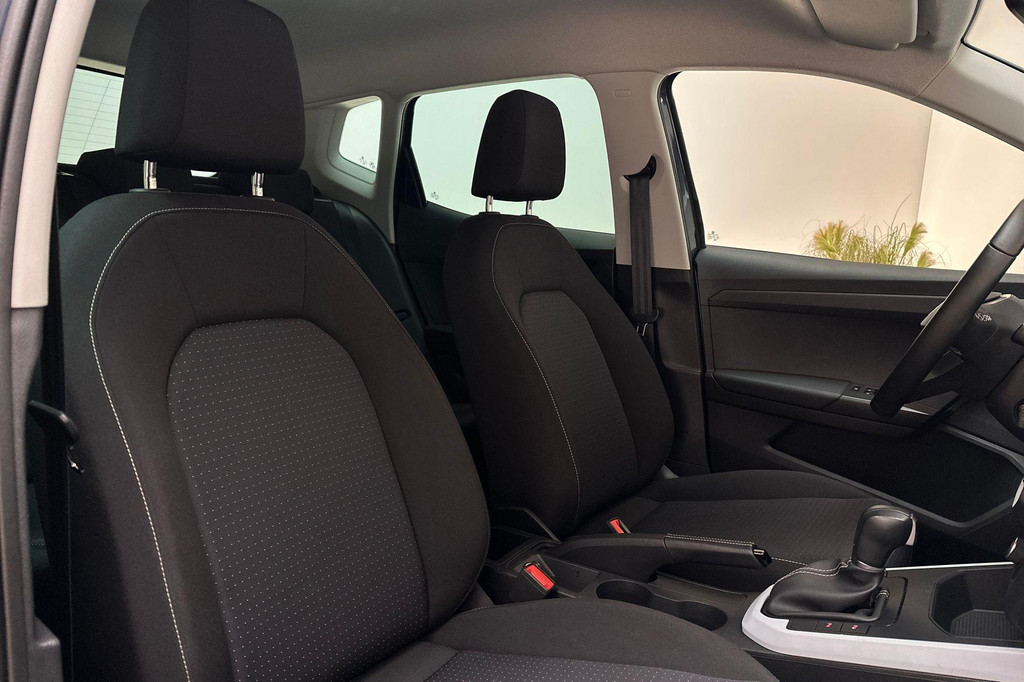 Seat Arona (JPJ85X) met abonnement