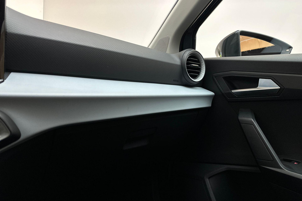 Seat Arona (JPJ85X) met abonnement