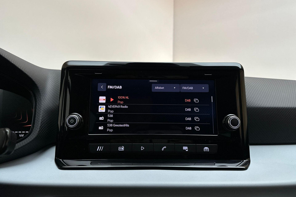 Seat Arona (JPJ85X) met abonnement