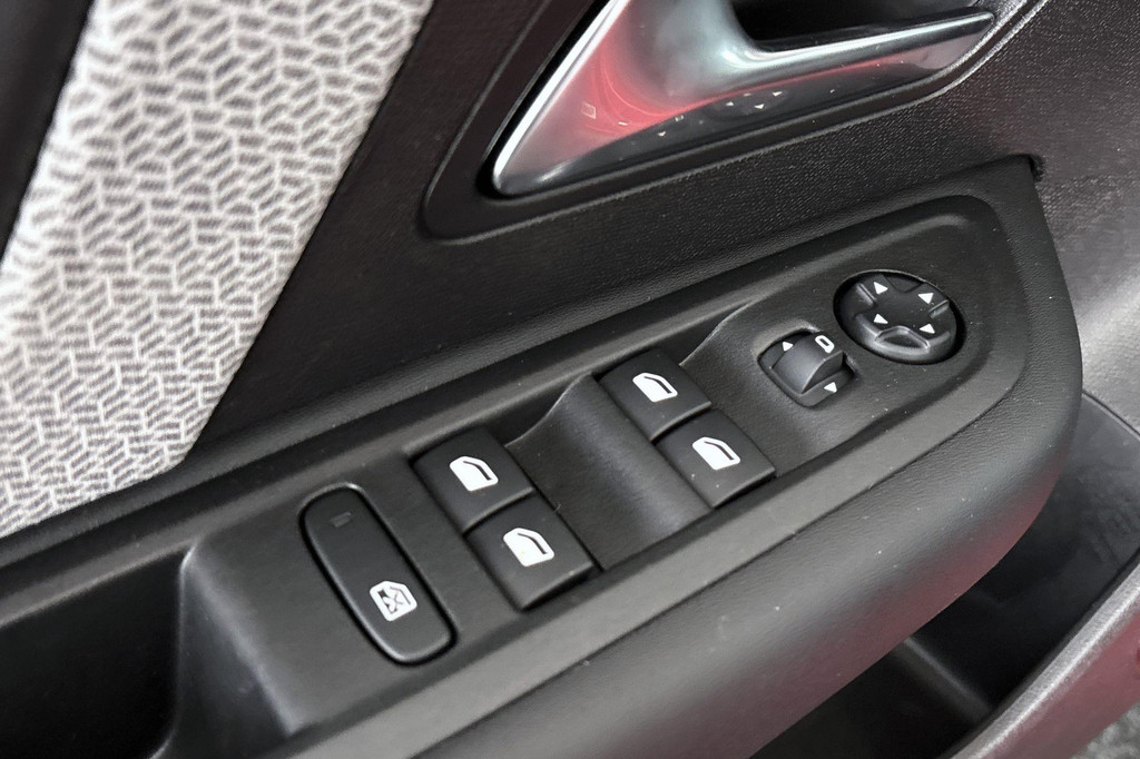 Citroën Ë-C4 (X289ZV) met abonnement