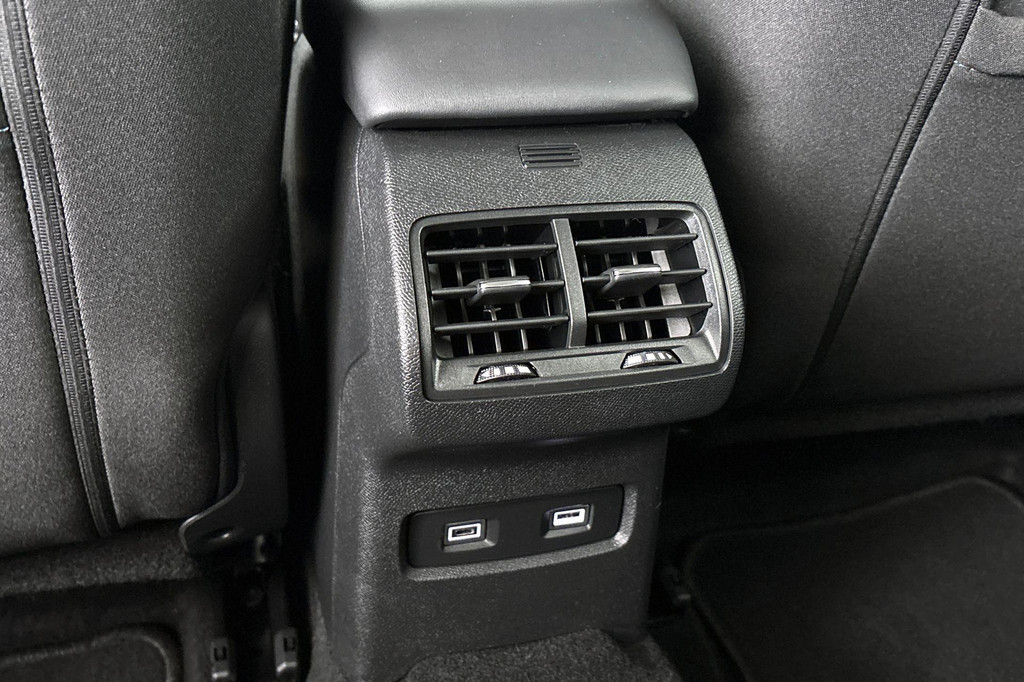 Citroën Ë-C4 (X289ZV) met abonnement