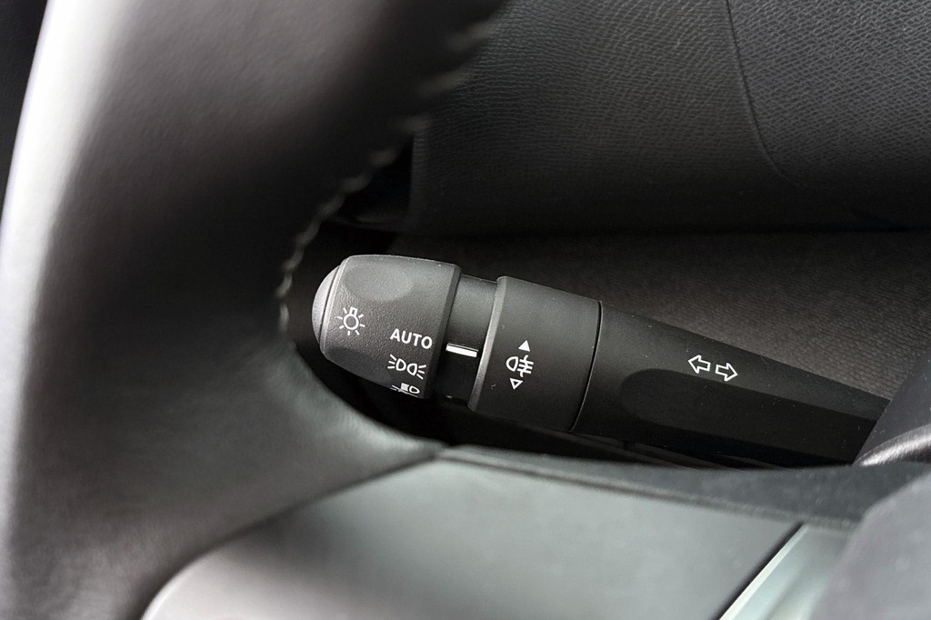 Citroën Ë-C4 (X289ZV) met abonnement