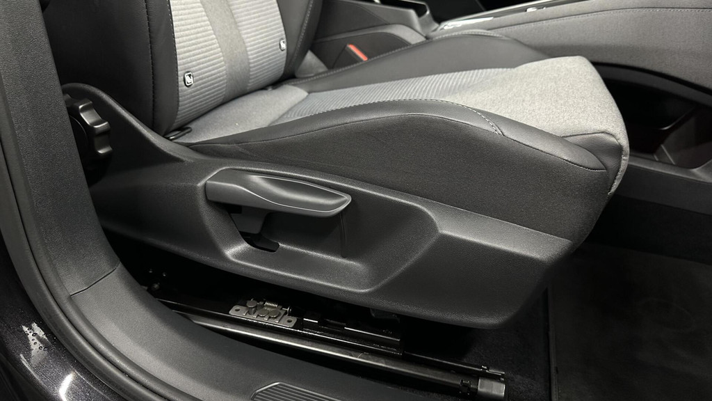 ŠKODA ENYAQ iV (L593DS) met abonnement