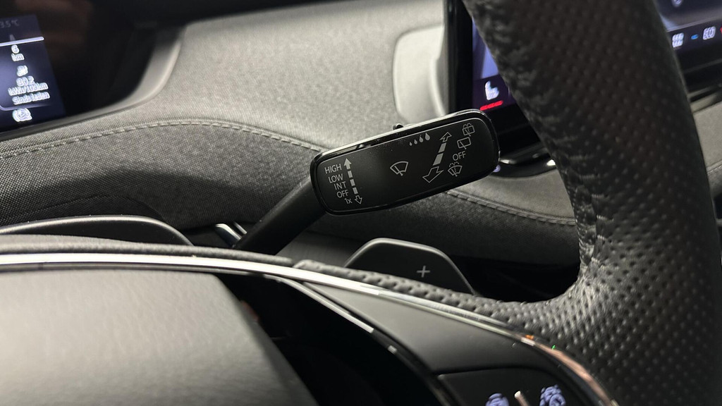 ŠKODA ENYAQ iV (L593DS) met abonnement