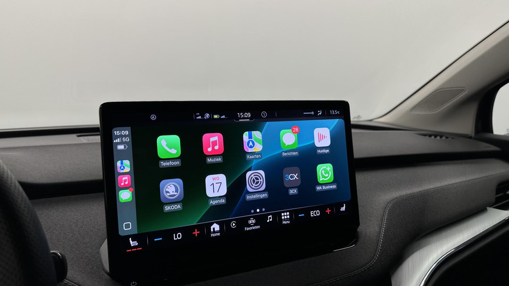 ŠKODA ENYAQ iV (L593DS) met abonnement