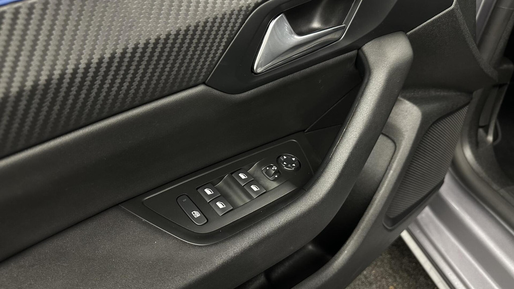 Peugeot 508 (T596FG) met abonnement