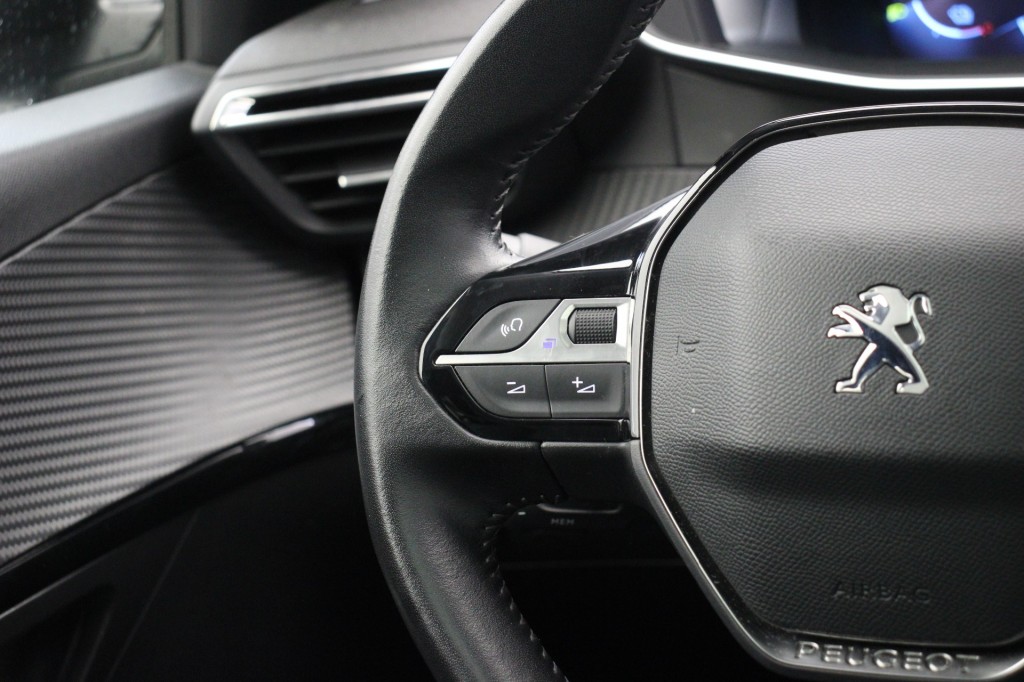 Peugeot e-208 (J398GR) met abonnement