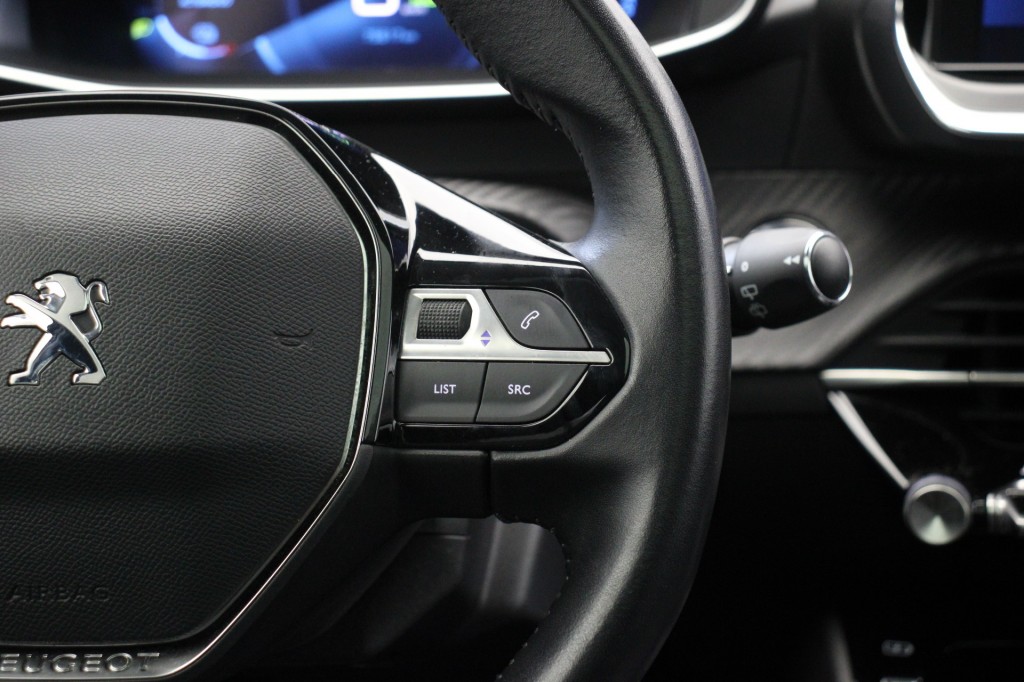 Peugeot e-208 (J398GR) met abonnement