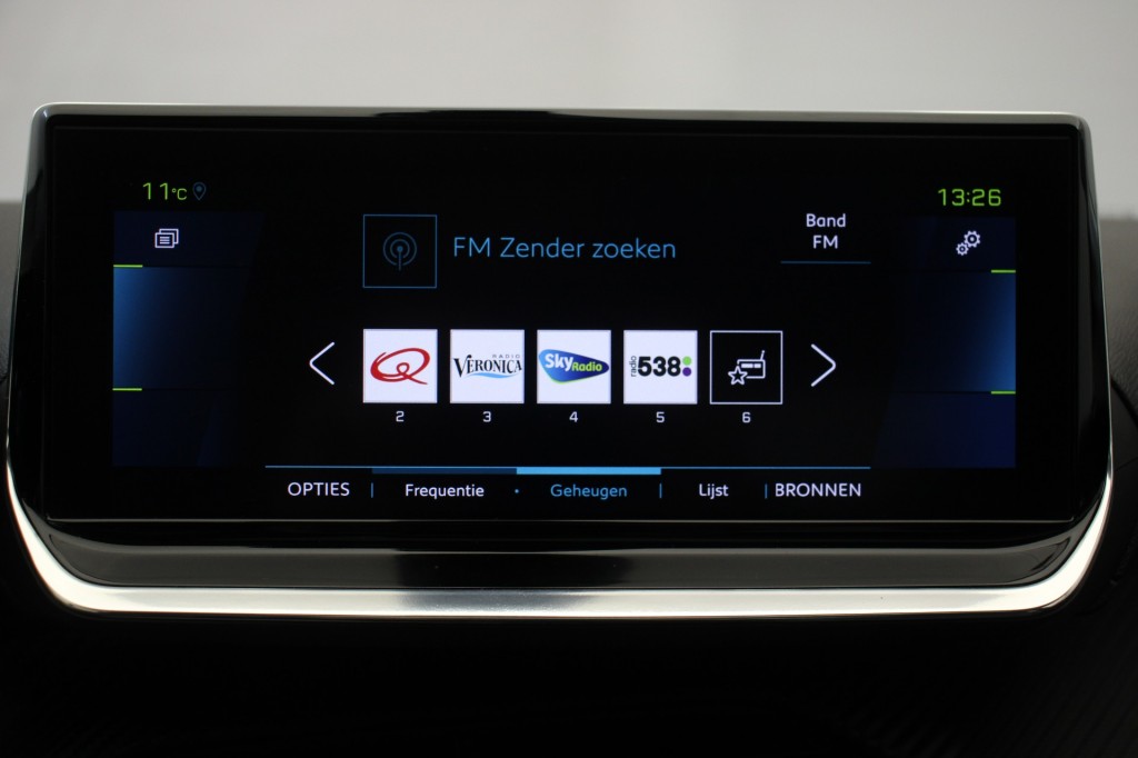 Peugeot e-208 (J398GR) met abonnement