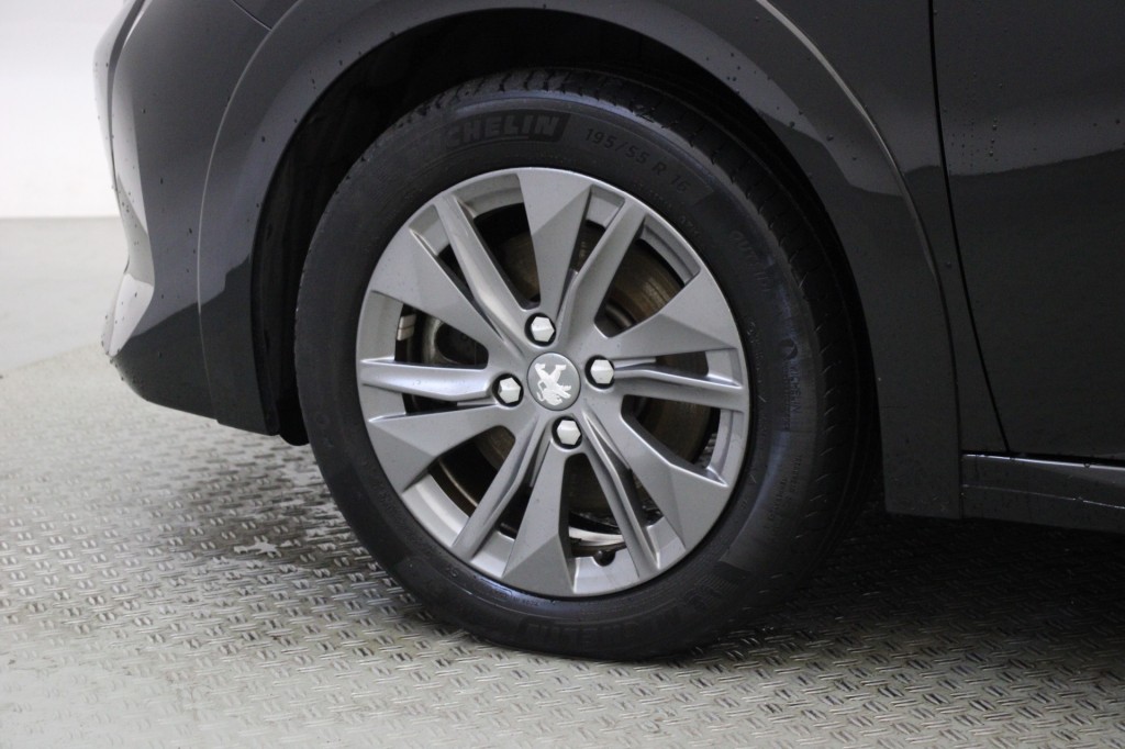 Peugeot e-208 (J398GR) met abonnement