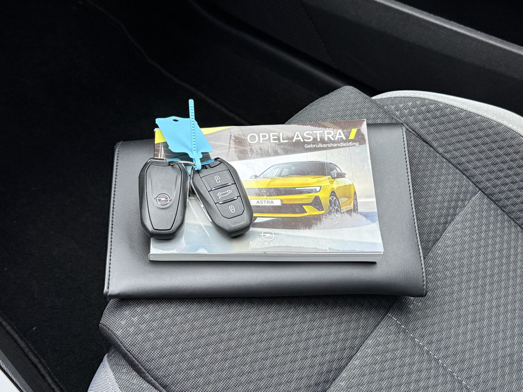 Opel Astra (P905TT) met abonnement