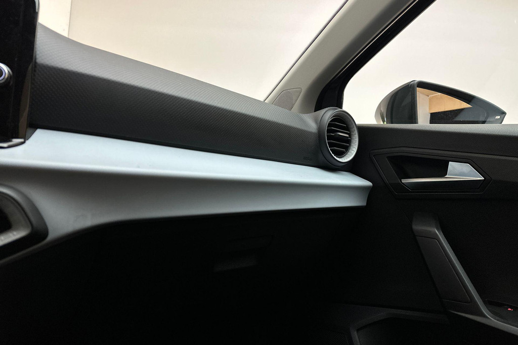 Seat Ibiza (JPJ84X) met abonnement