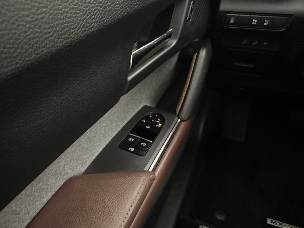 Mazda MX-30 (J025ZG) met abonnement