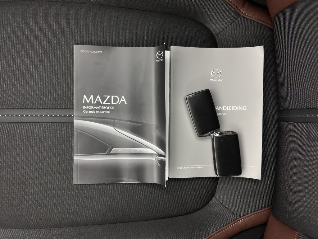 Mazda MX-30 (J025ZG) met abonnement