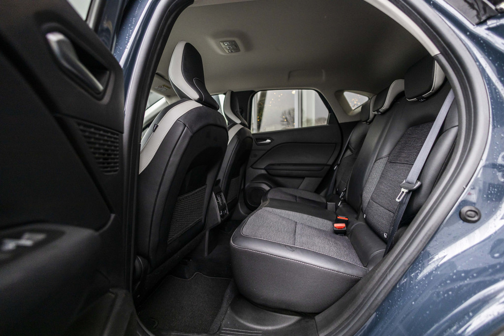 Renault Captur (JRF59L) met abonnement