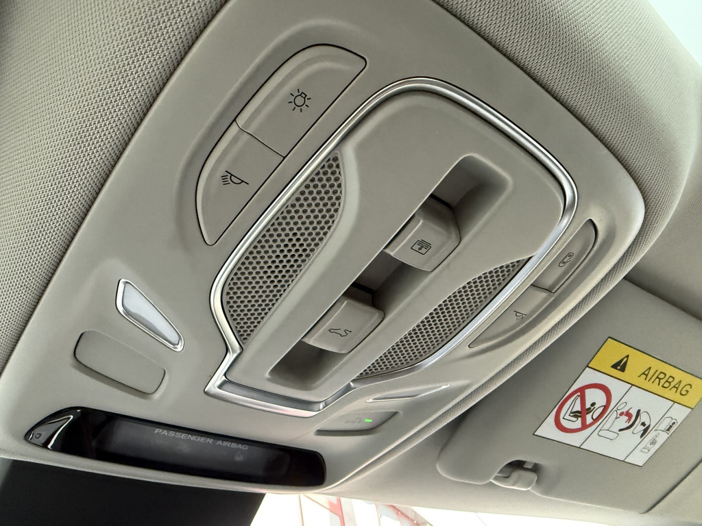 MG ZS-EV (N355RH) met abonnement