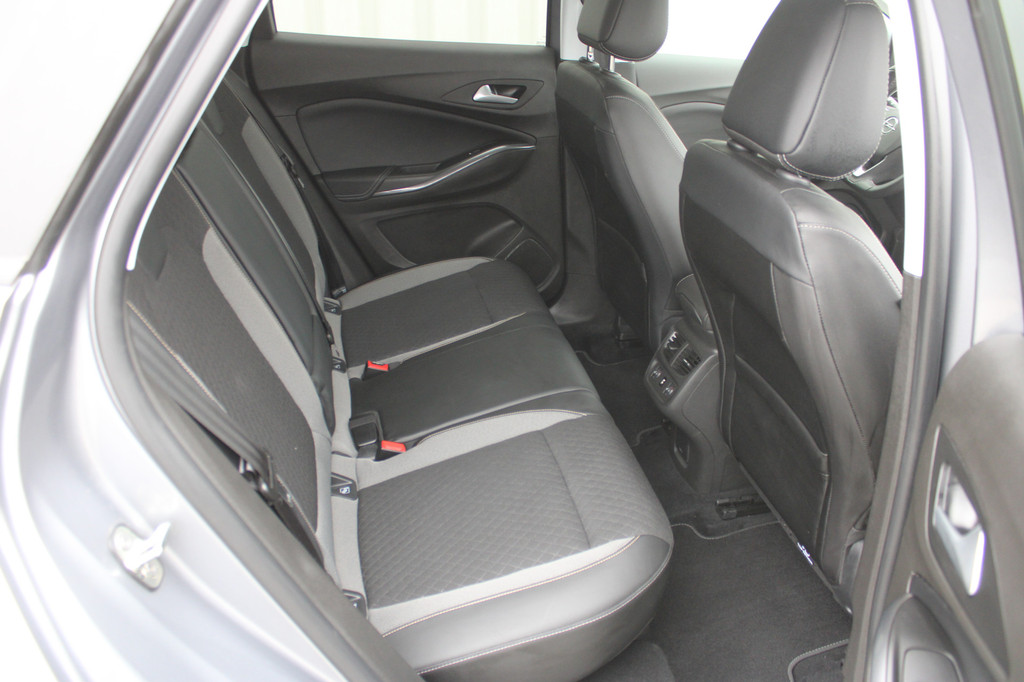 Opel Grandland X (N713DR) met abonnement