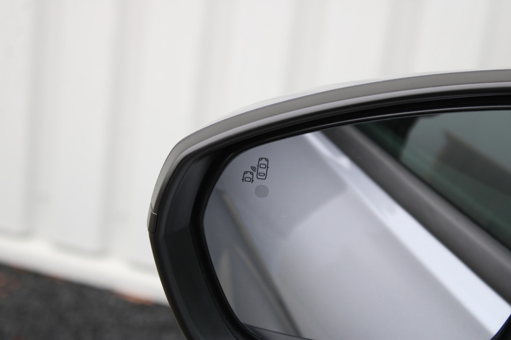 Opel Grandland X (N713DR) met abonnement