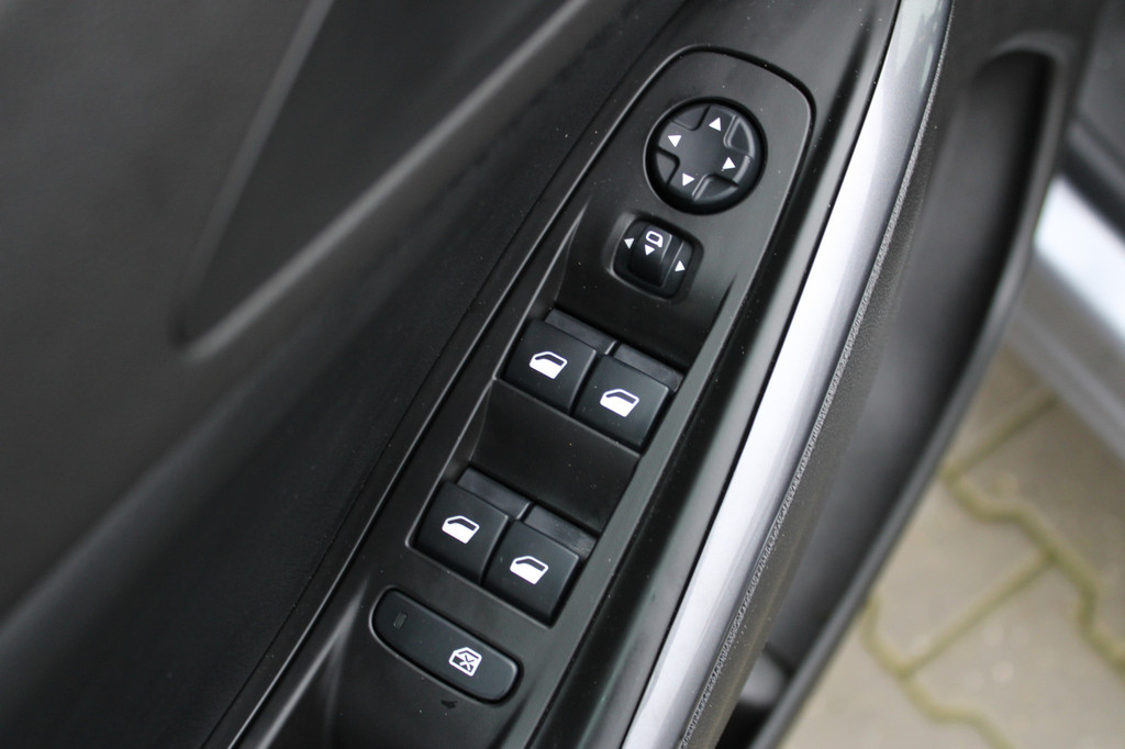 Opel Grandland X (N713DR) met abonnement