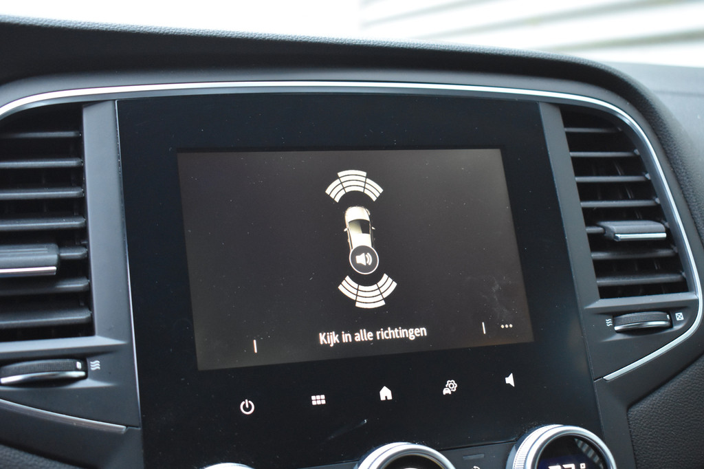 Renault MEGANE Estate (T826LN) met abonnement