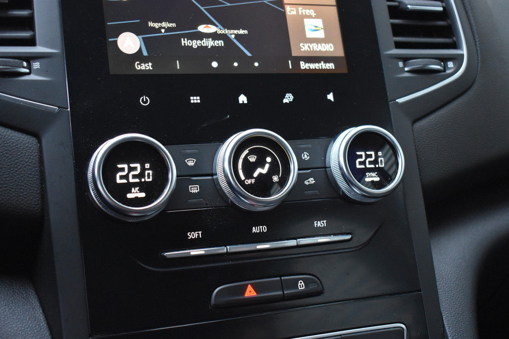 Renault MEGANE Estate (T826LN) met abonnement